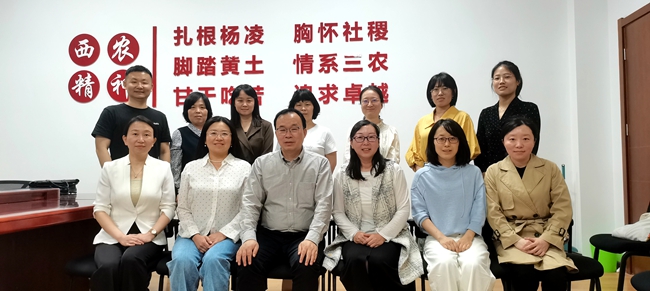 外语教育学研究团队举办“AI 赋能外语教育科研”讲座