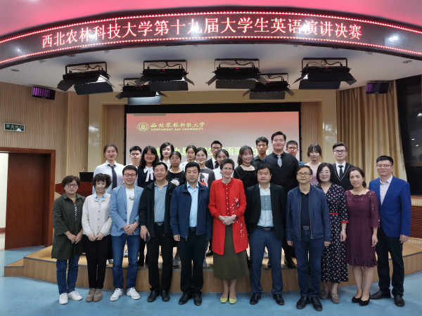 b9c93676383c4b82860307406c0b3bfe.jpg 合影留念_meitu_1.jpg