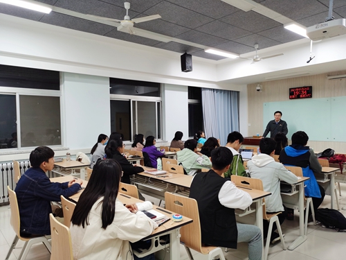 班会现场_副本.jpg