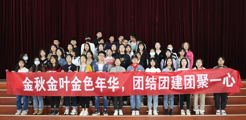 结束合影.jpg