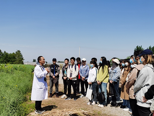 1584c2ded3be4f448261b1e4407c6d7d.jpg 陈明训教授现场授课_副本.jpg