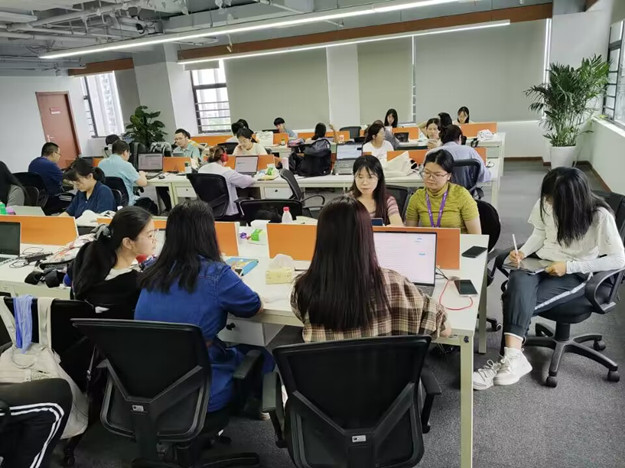 edfa6e2b05e5451d8ac91ac17c1fa2b0.jpg 第二小组组会.jpg